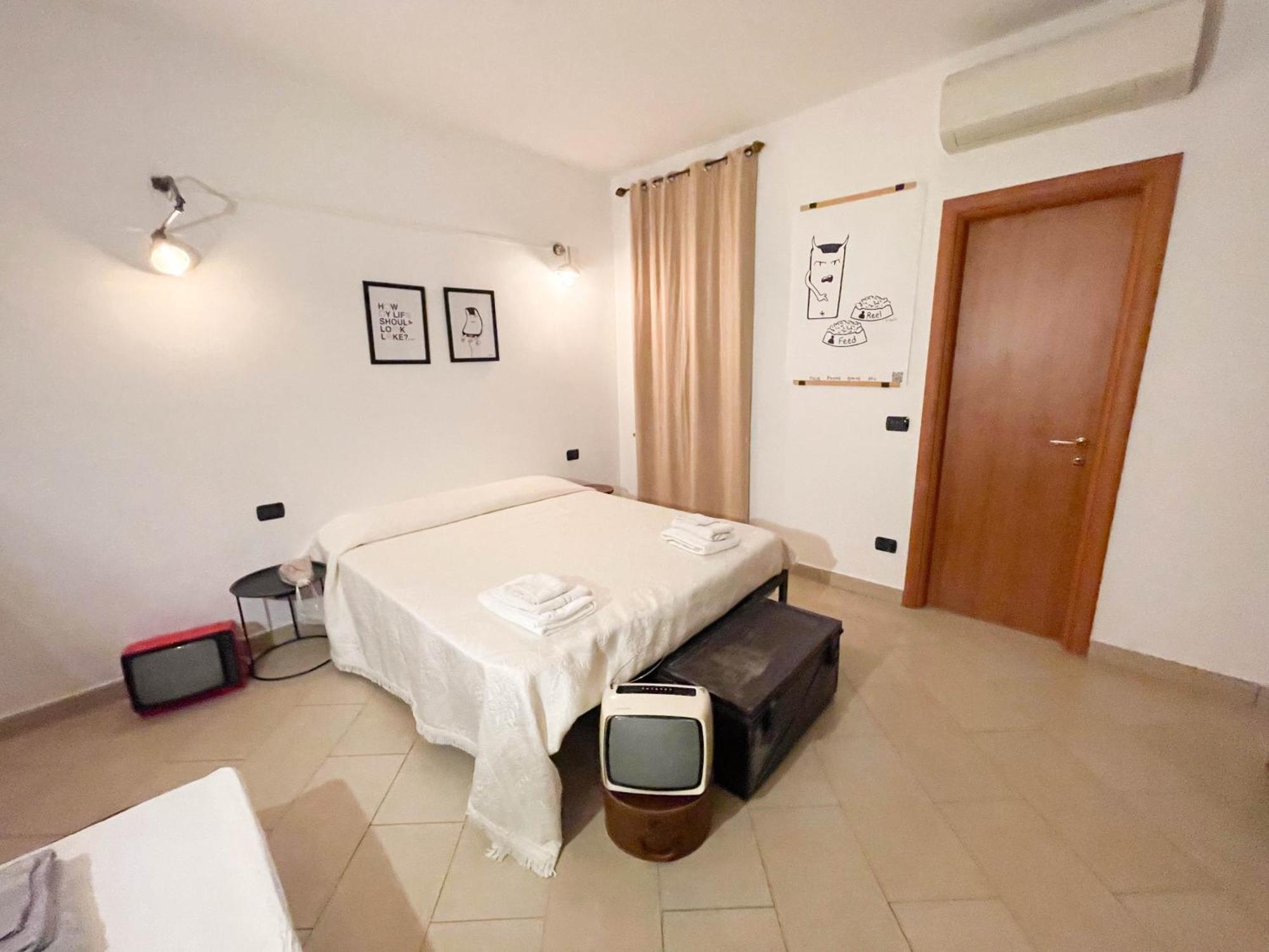 Incortedafabio Design Flat With Bikes Caronno Pertusella Extérieur photo