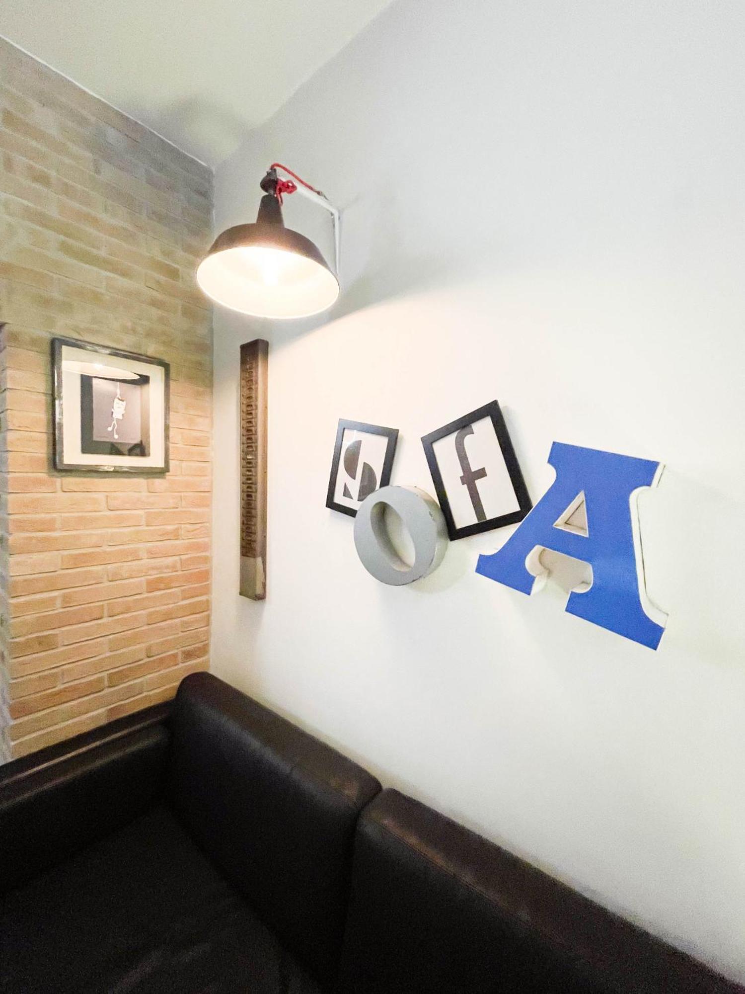 Incortedafabio Design Flat With Bikes Caronno Pertusella Extérieur photo