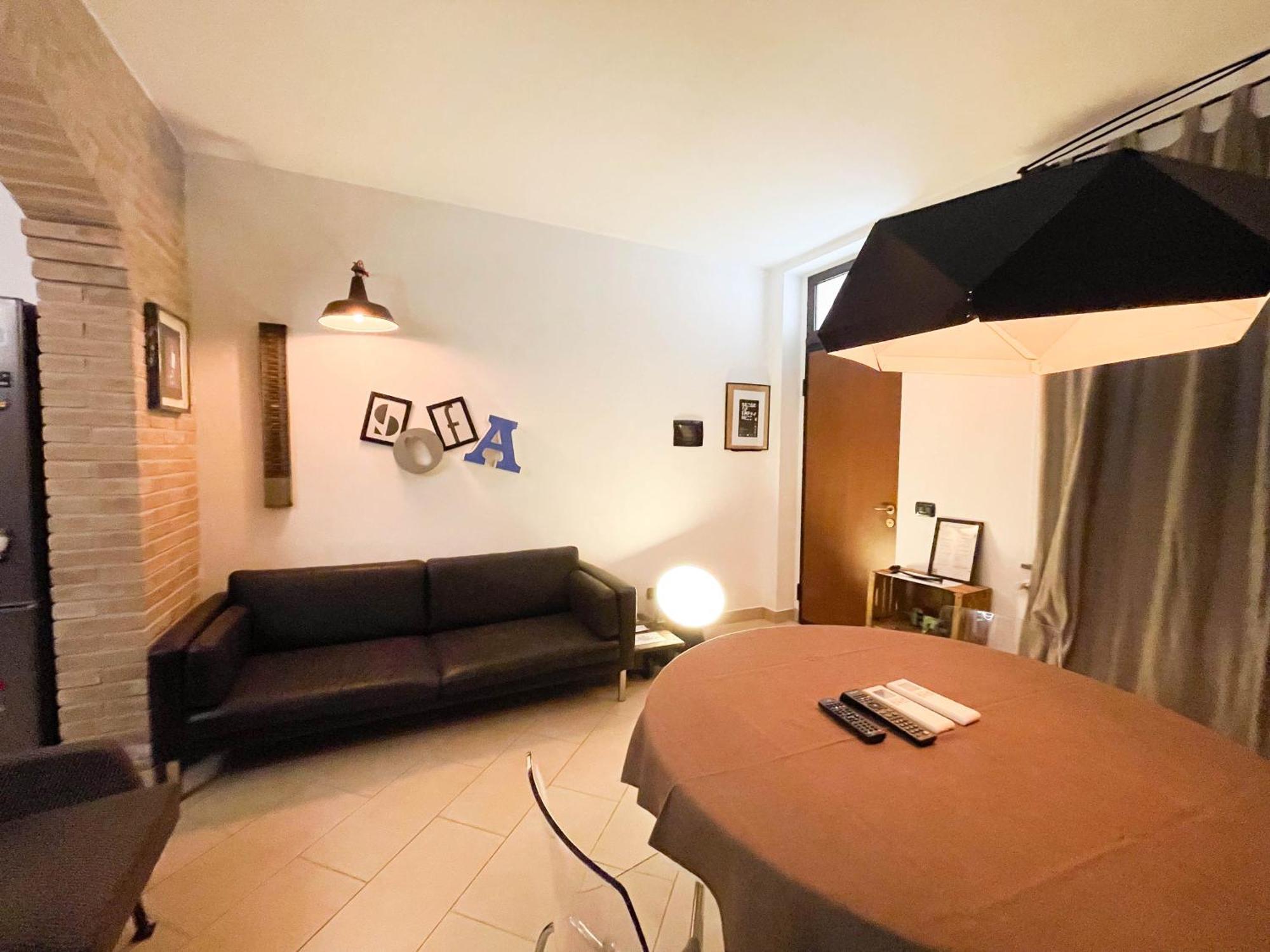 Incortedafabio Design Flat With Bikes Caronno Pertusella Extérieur photo